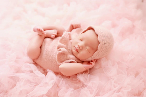 天津宝宝几个月可以抬头